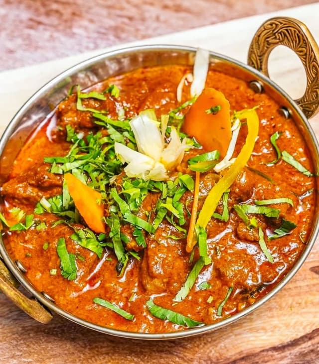 Rich and aromatic lamb curry
